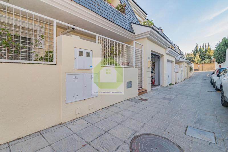 Venta de casa en Ogíjares