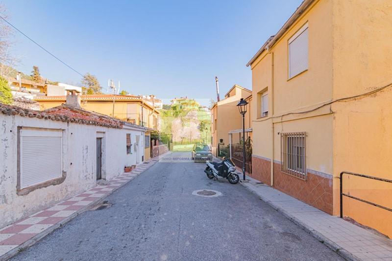 Venta de casa en Alfacar