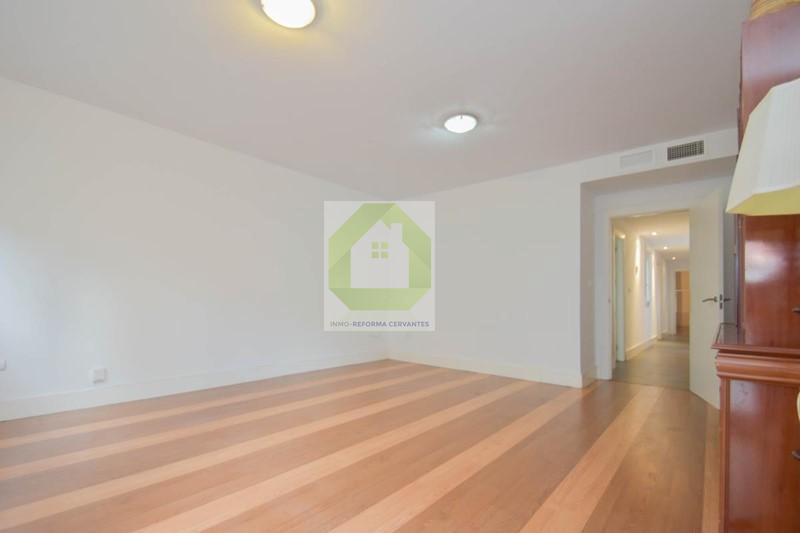 For sale of flat in Santa Fe