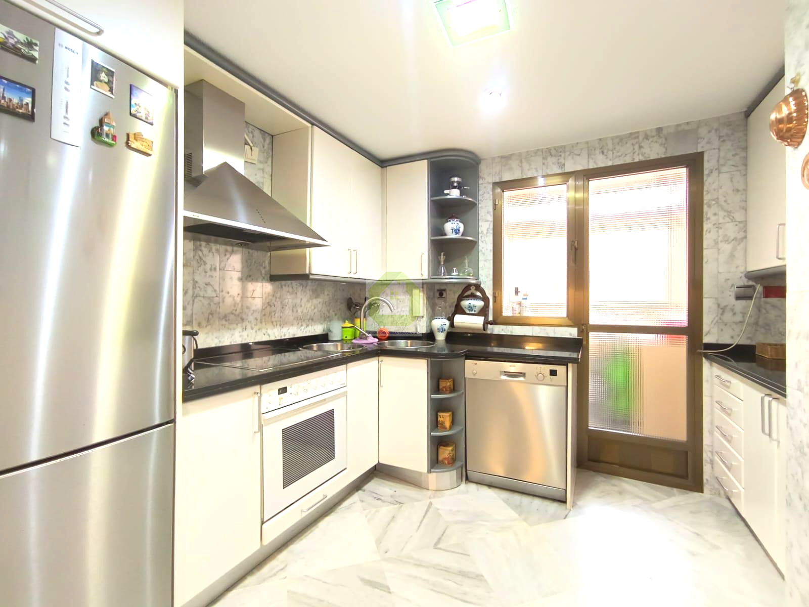 For rent of flat in Granada