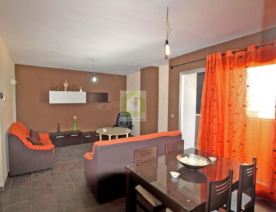 For sale of flat in Alhendín