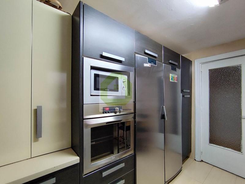 For sale of flat in Granada