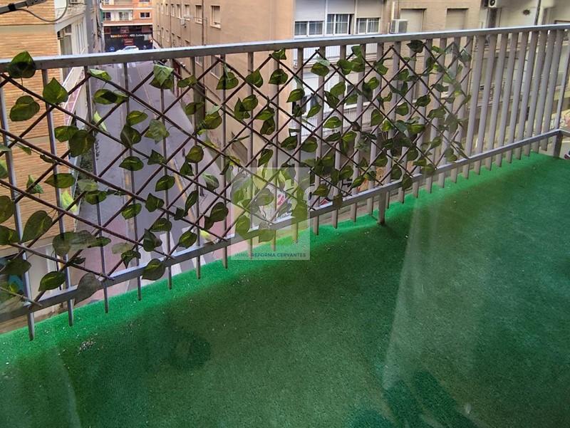 For sale of flat in Granada