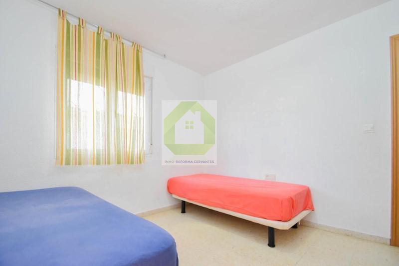 For sale of flat in Atarfe