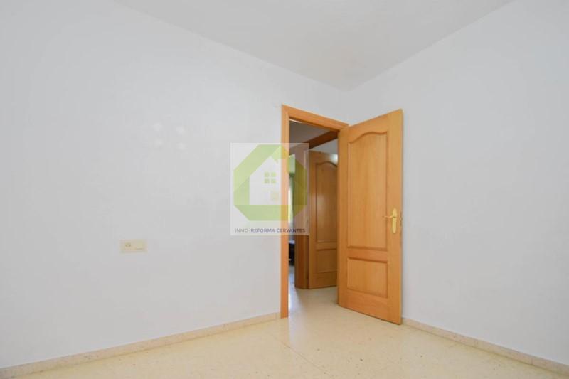 For sale of flat in Atarfe