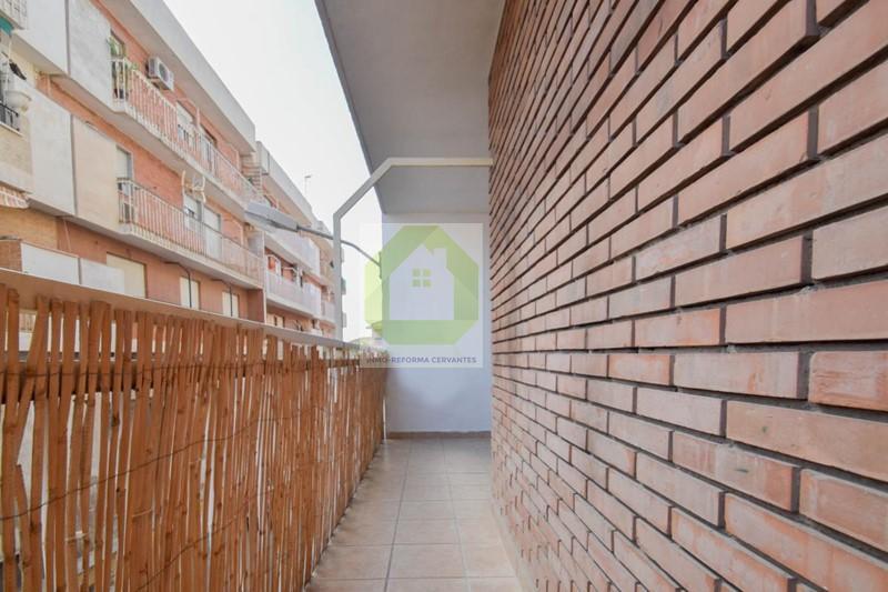 For sale of flat in Atarfe