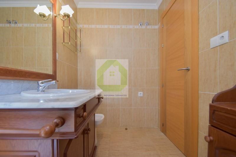 For sale of house in Alfacar
