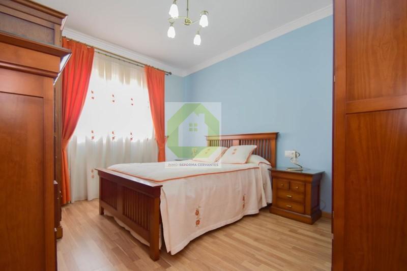 For sale of house in Alfacar
