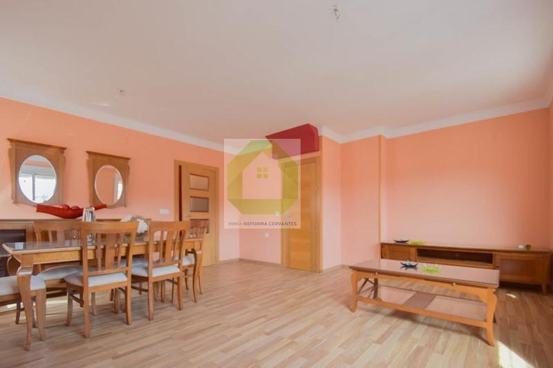 For sale of house in Alfacar
