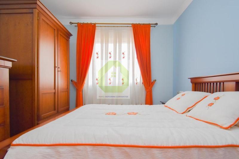 For sale of house in Alfacar