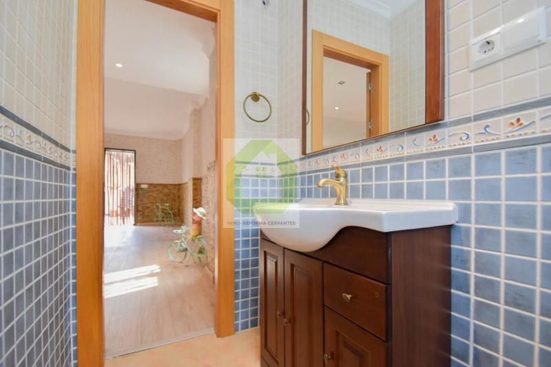 For sale of house in Alfacar
