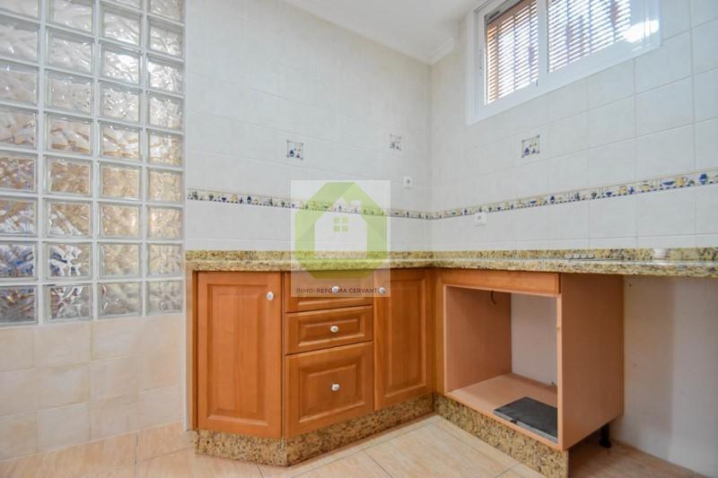 For sale of house in Alfacar