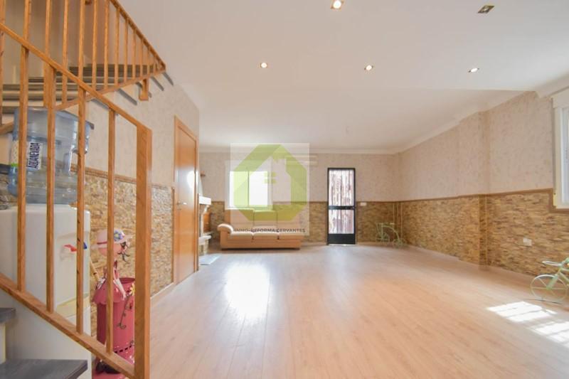 For sale of house in Alfacar