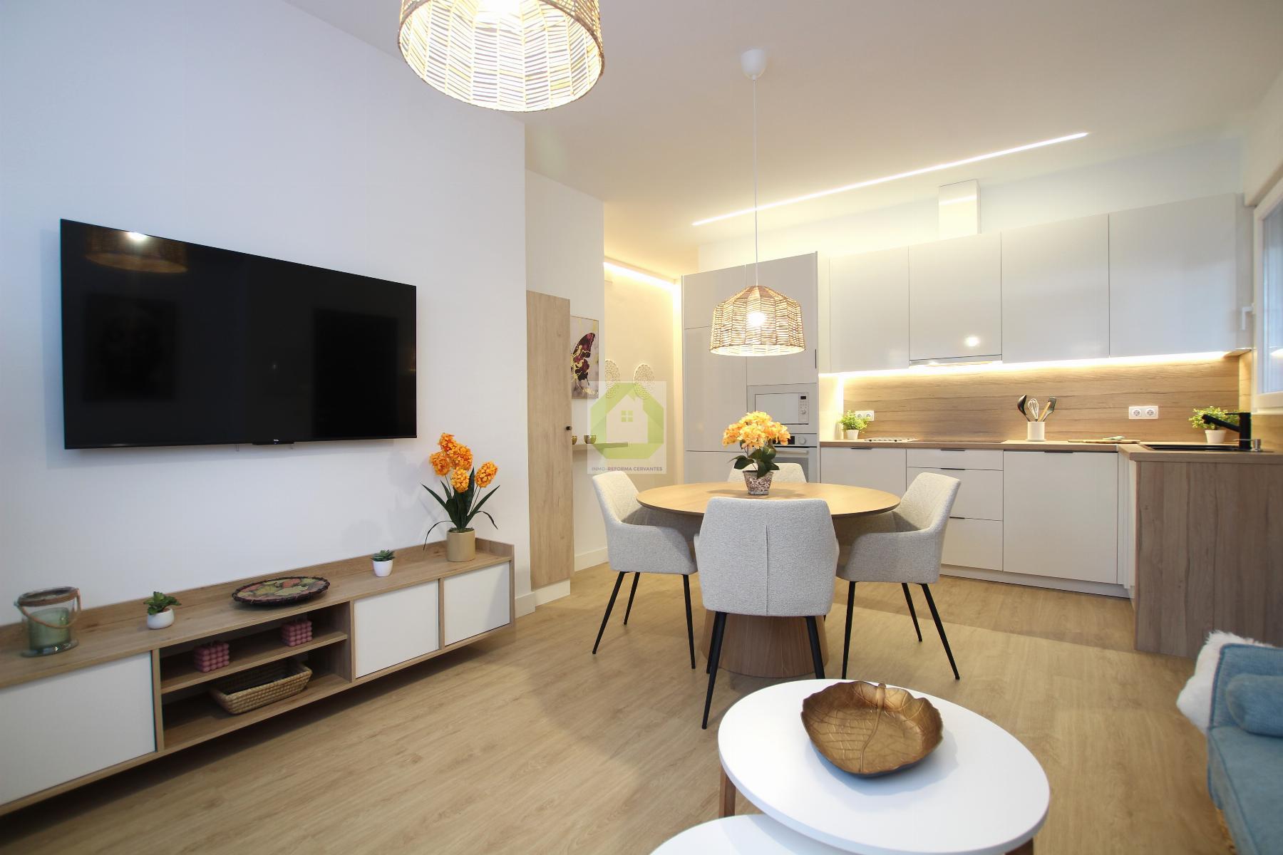 For sale of flat in Granada