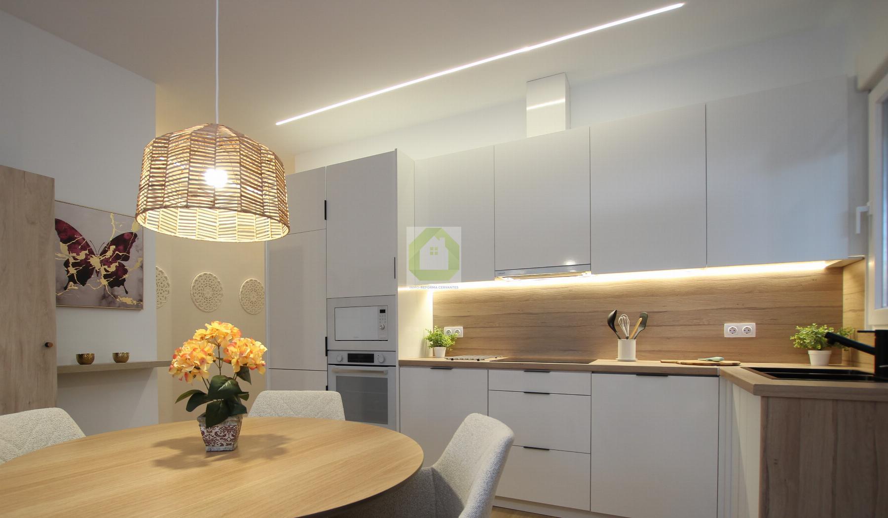 For sale of flat in Granada