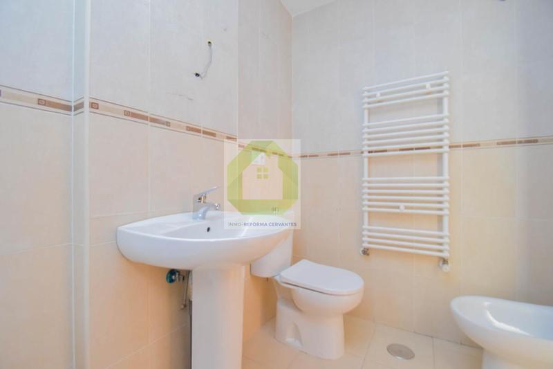 For sale of flat in Atarfe