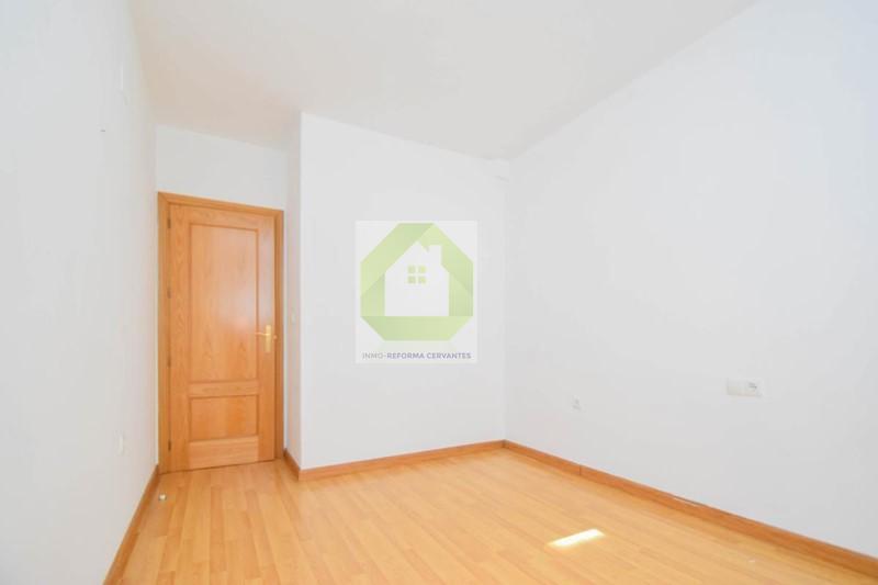 For sale of flat in Atarfe