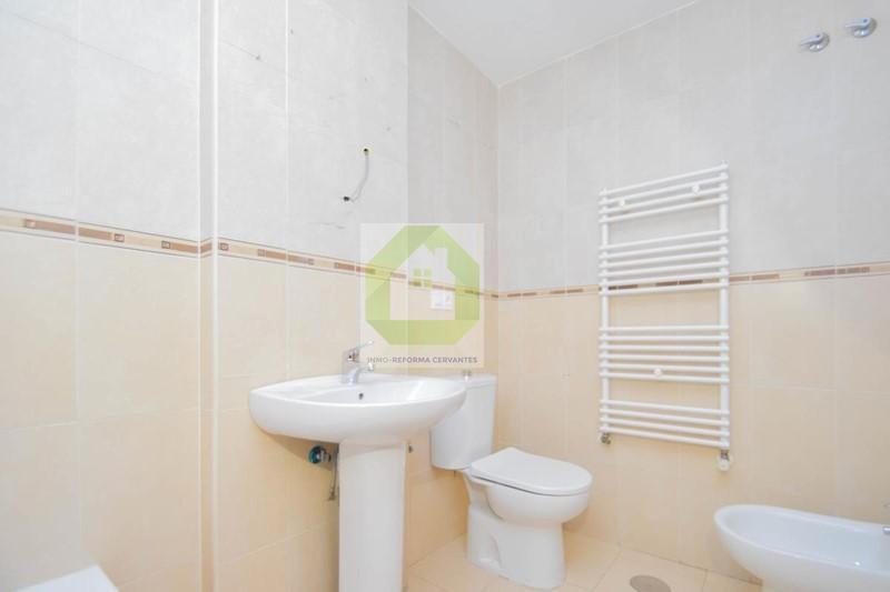 For sale of flat in Atarfe
