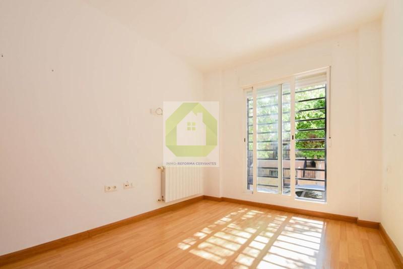 For sale of flat in Atarfe