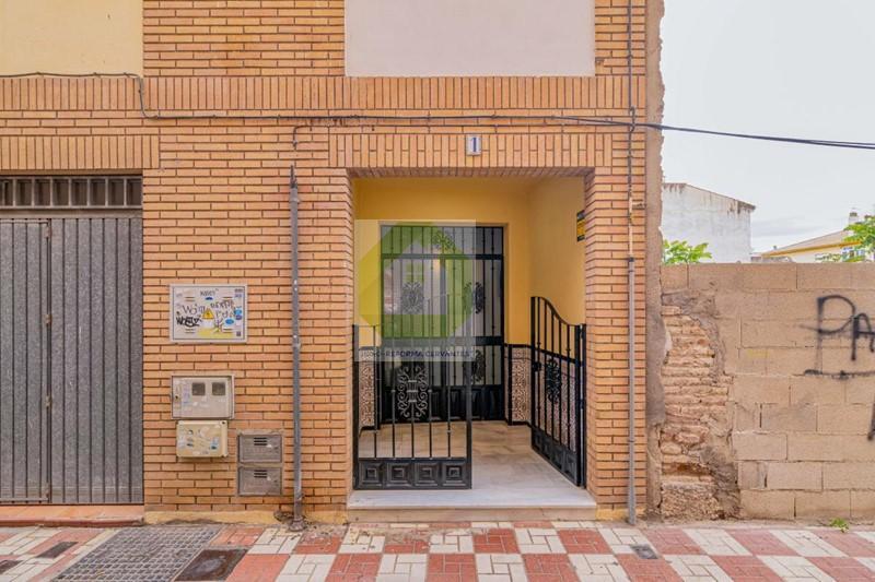 For sale of house in Albolote