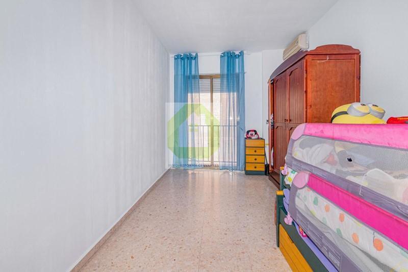 For sale of house in Albolote