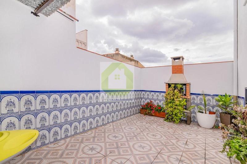 For sale of house in Albolote