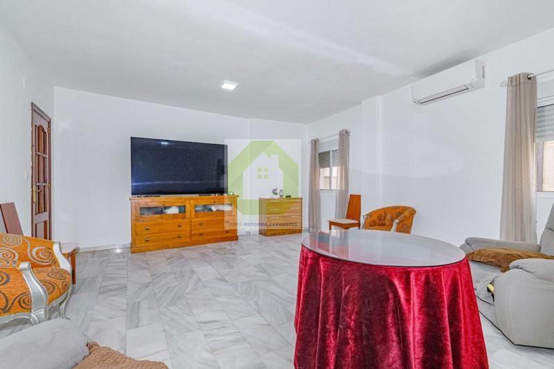 For sale of house in Albolote