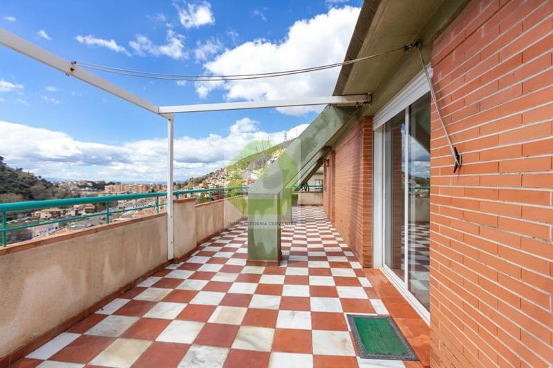 Venta de Ático en Granada