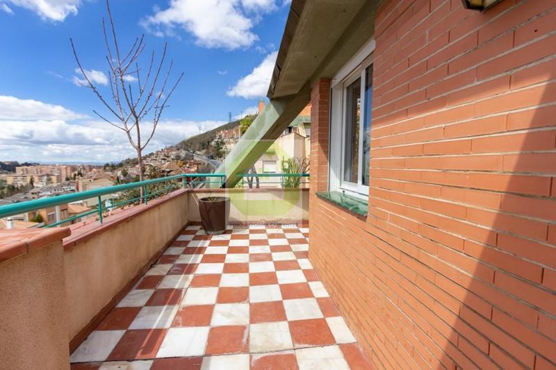 Venta de Ático en Granada