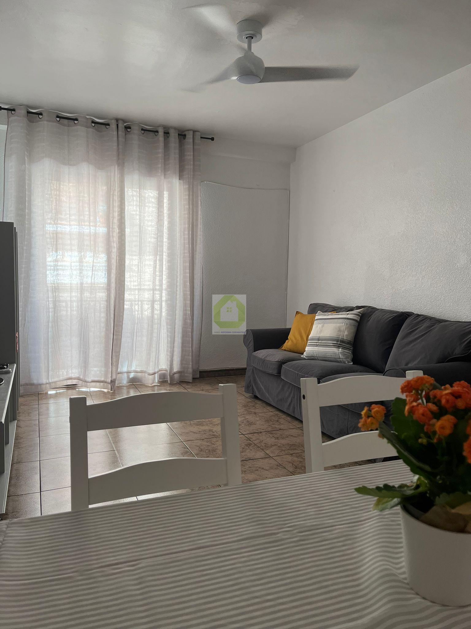 For rent of room in Granada