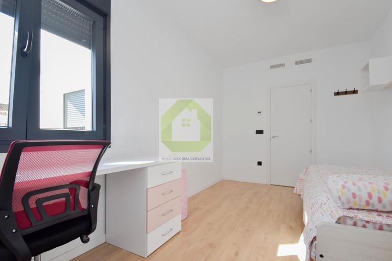 For sale of flat in Armilla