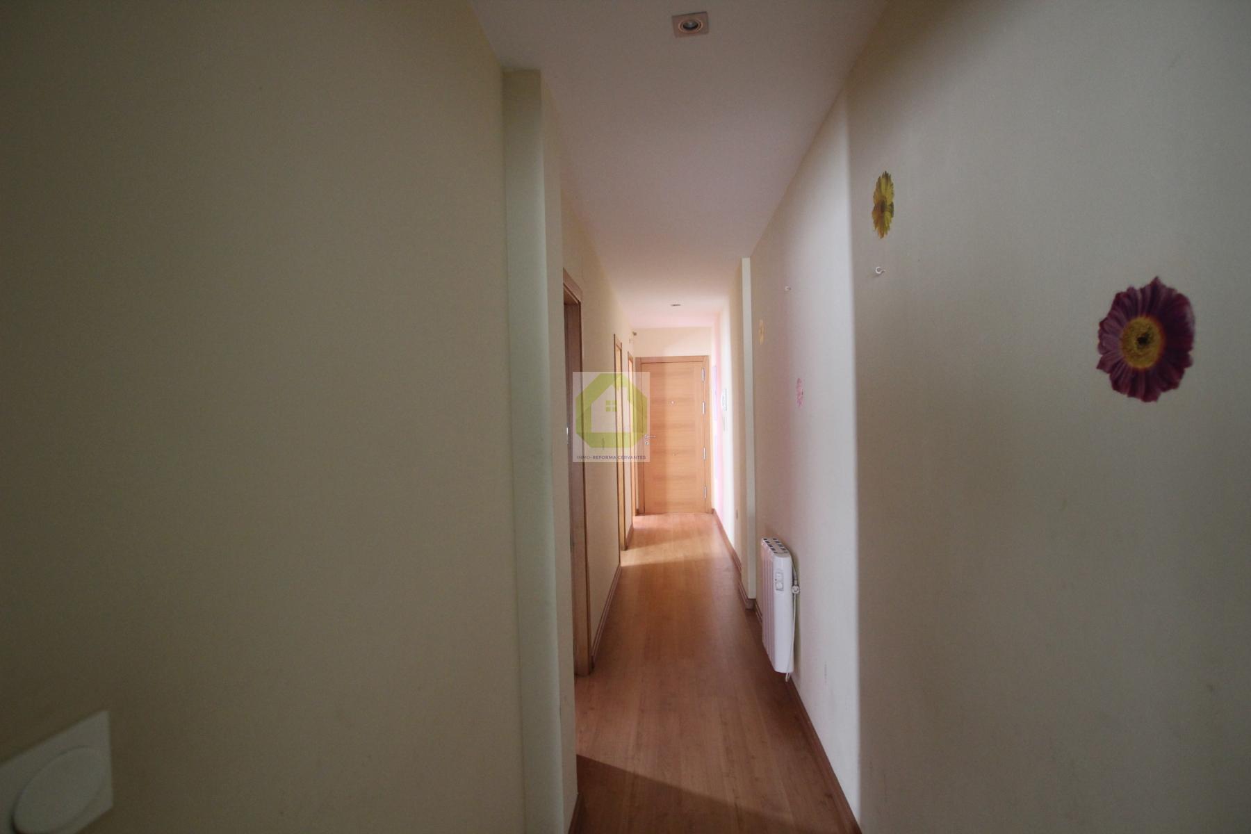 For sale of flat in Las Gabias