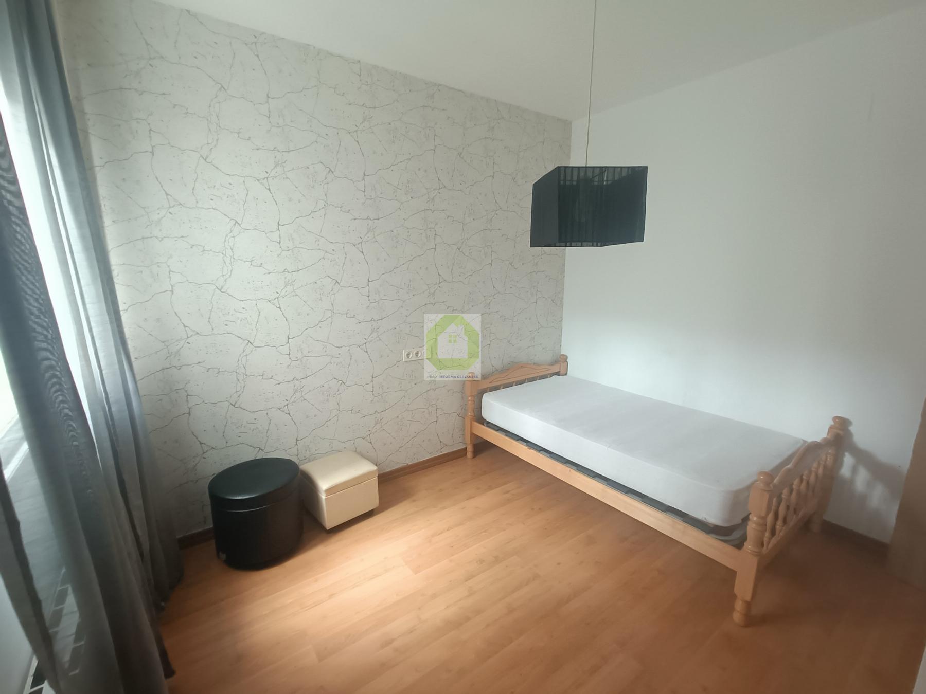 For sale of flat in Las Gabias