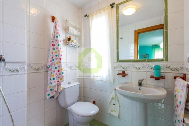 Venta de casa en Granada