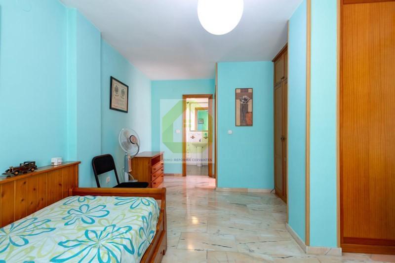 Venta de casa en Granada