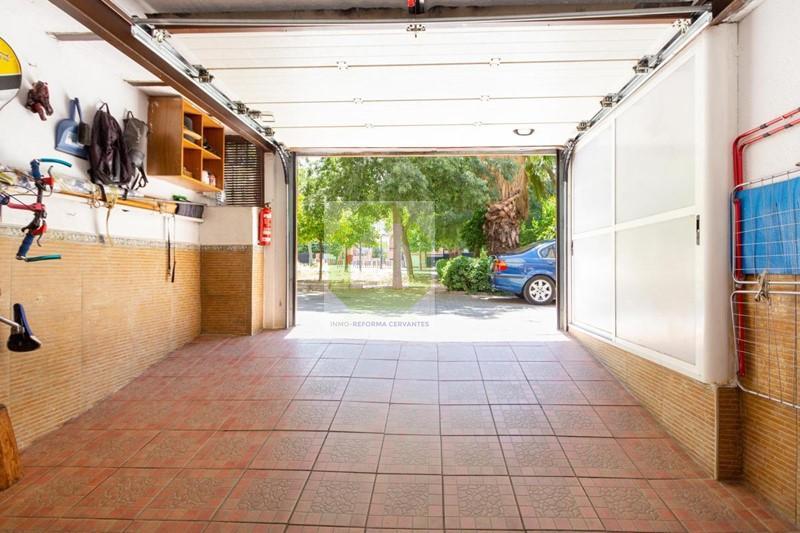 Venta de casa en Granada
