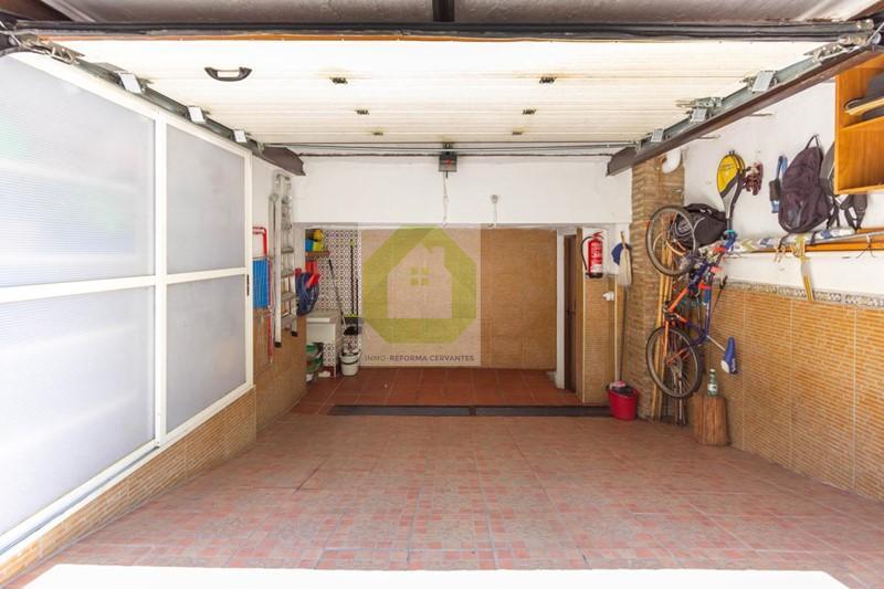 Venta de casa en Granada