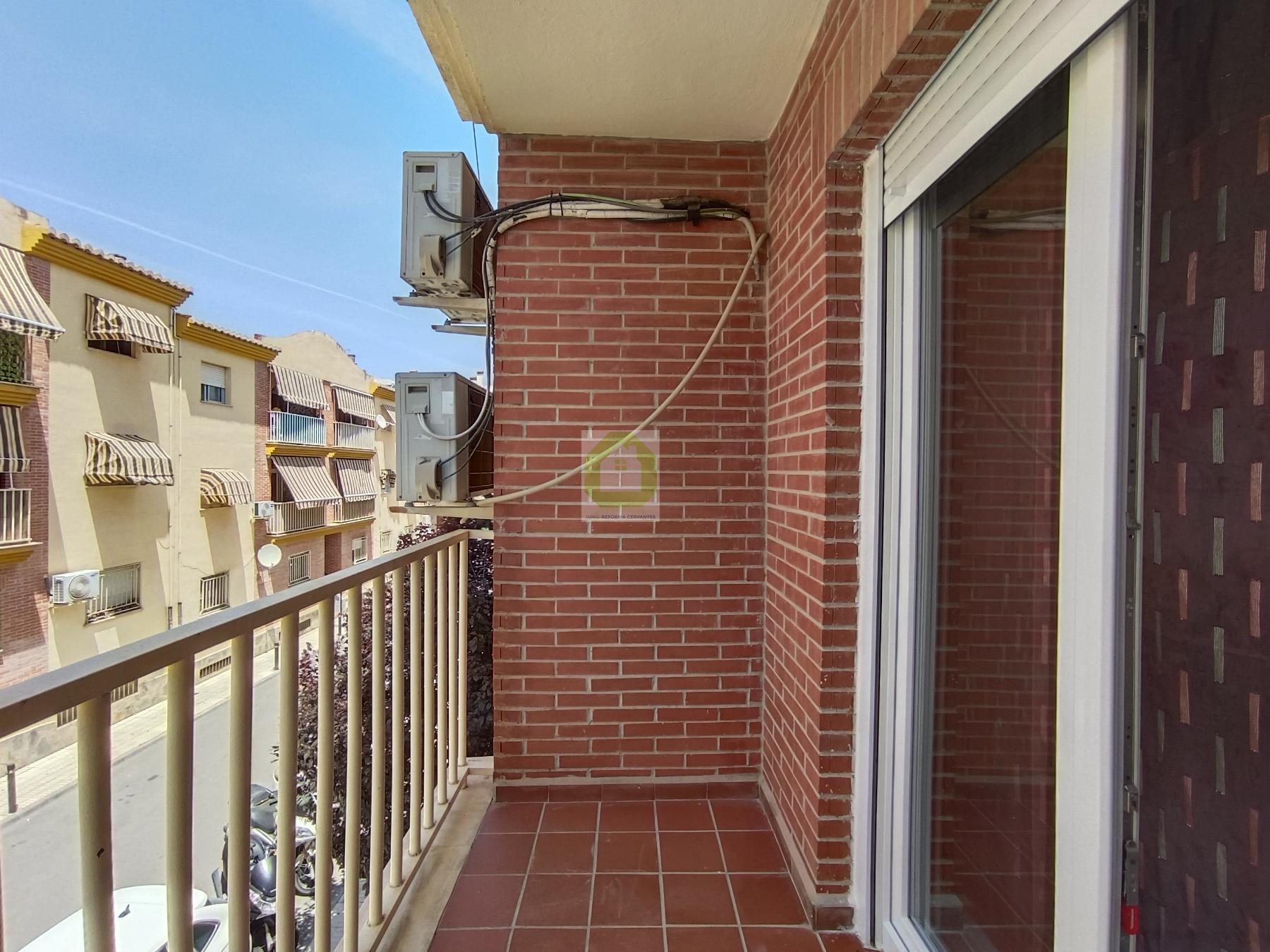 For rent of flat in Armilla