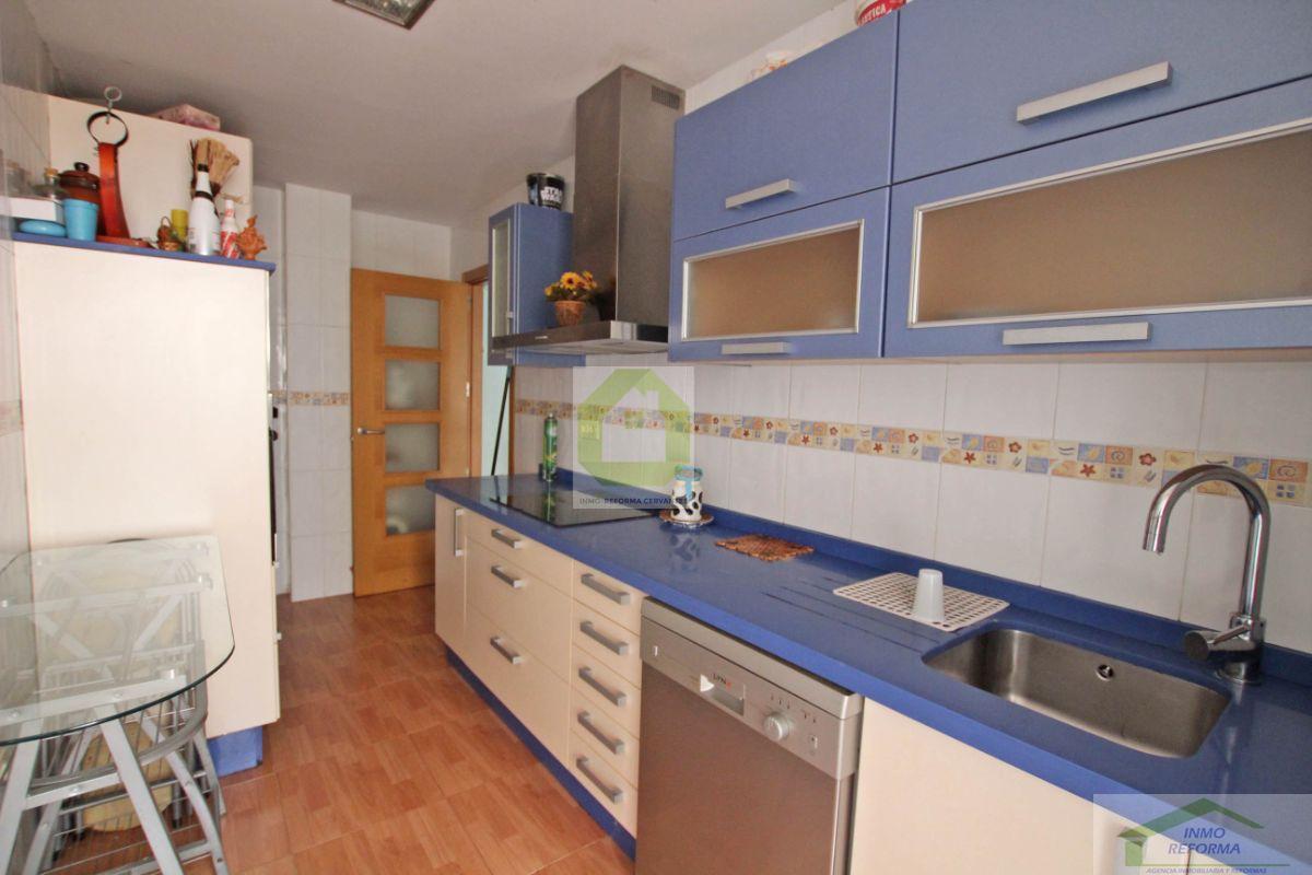For sale of flat in Las Gabias