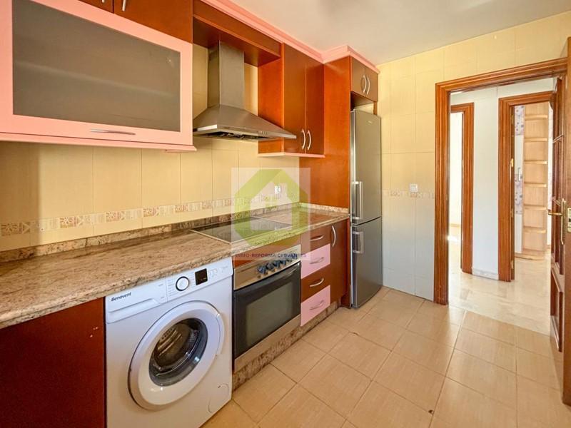 For sale of flat in Atarfe