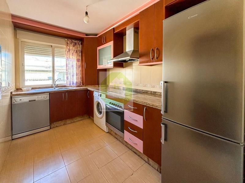 For sale of flat in Atarfe