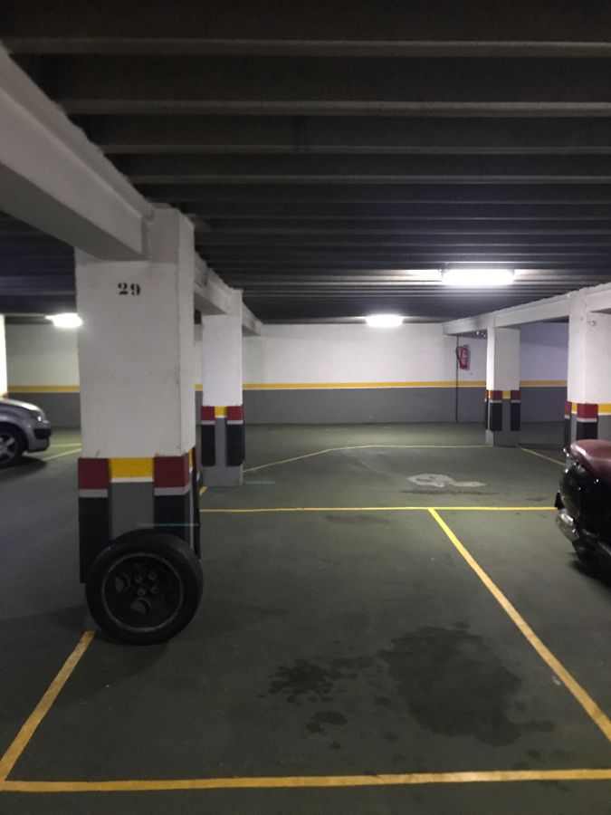 For rent of garage in Vigo