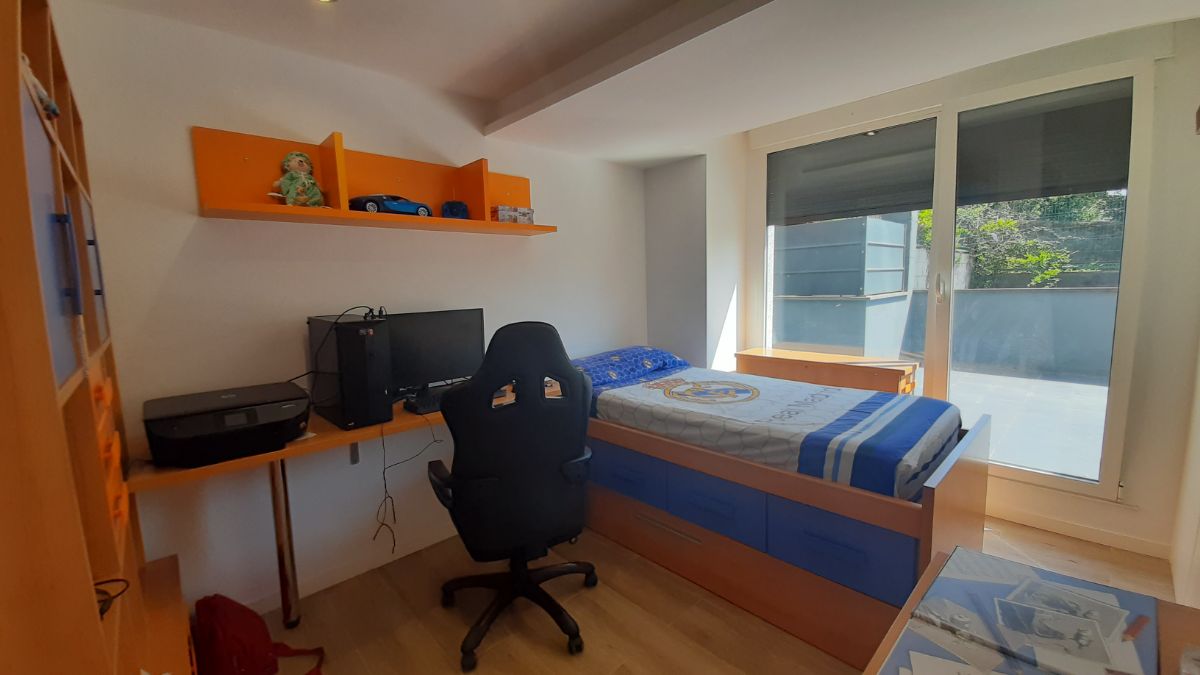 For sale of duplex in Vigo
