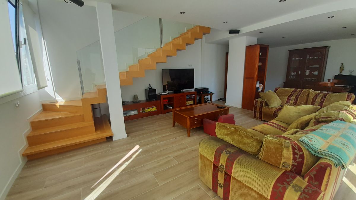 For sale of duplex in Vigo