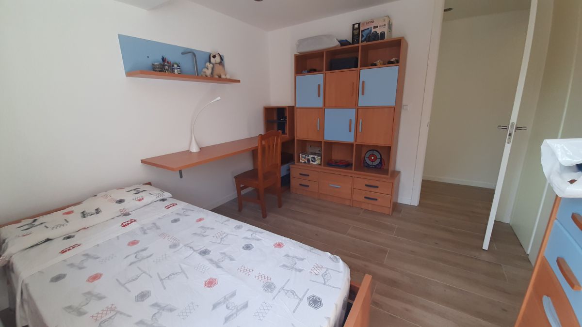 For sale of duplex in Vigo