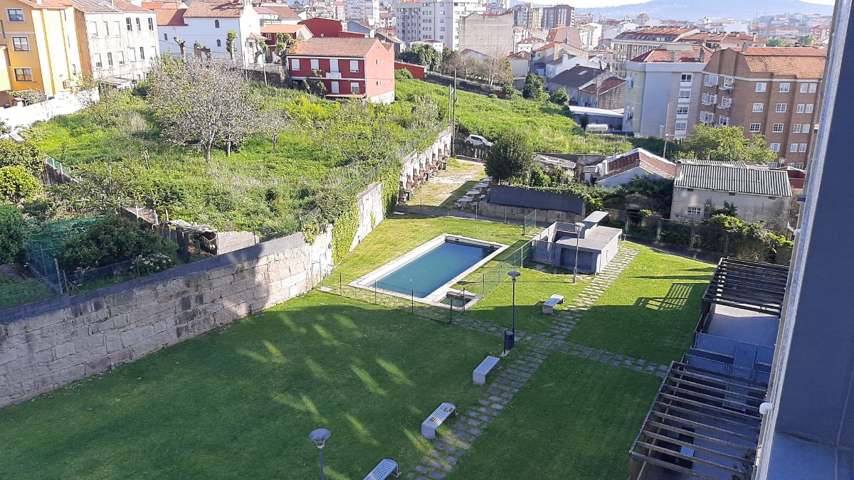 For sale of duplex in Vigo