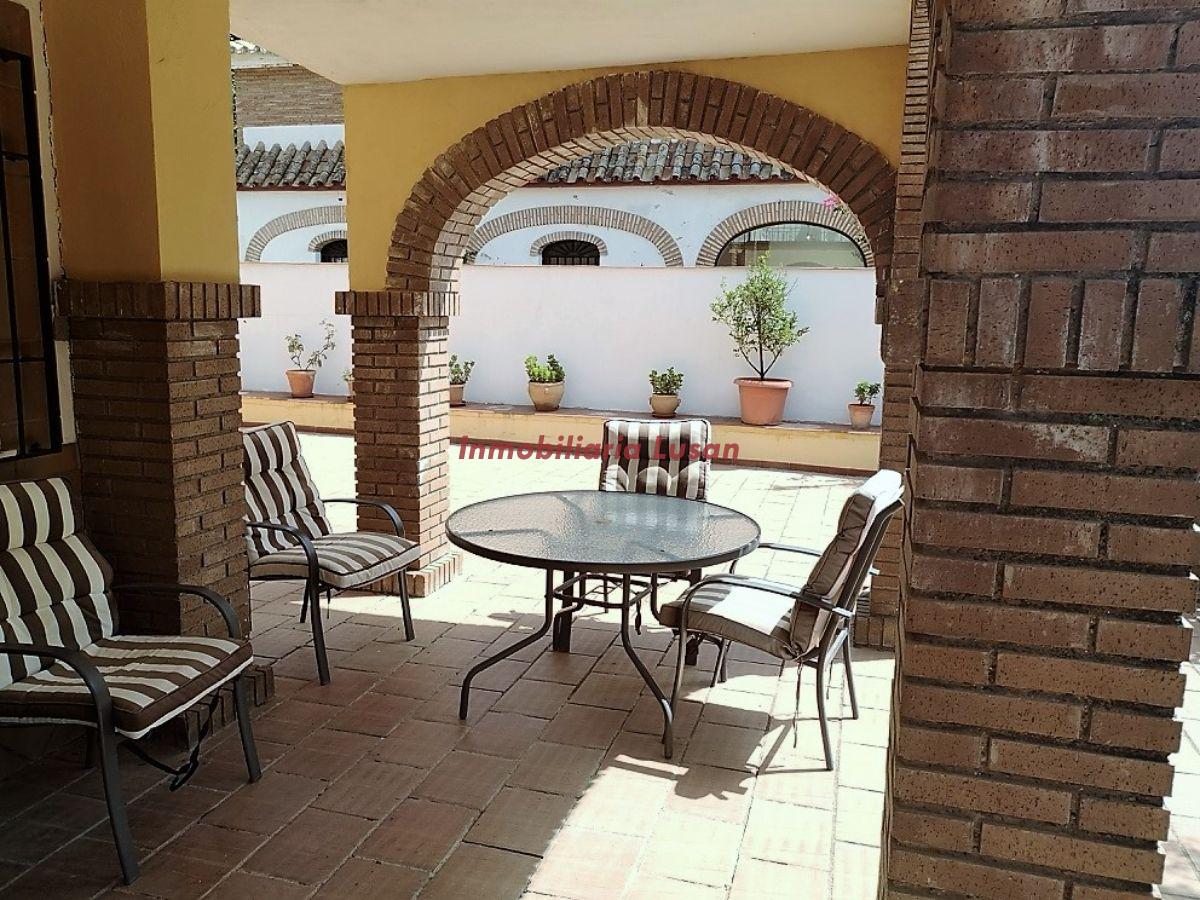 For sale of chalet in Córdoba