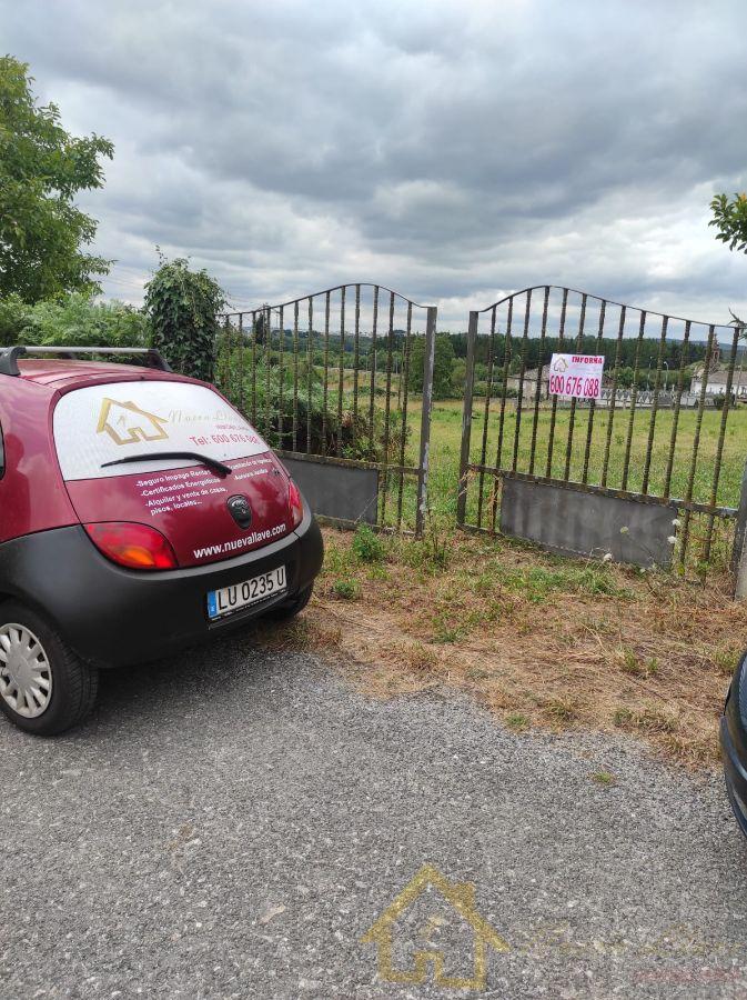 Venta de terreno en Lugo