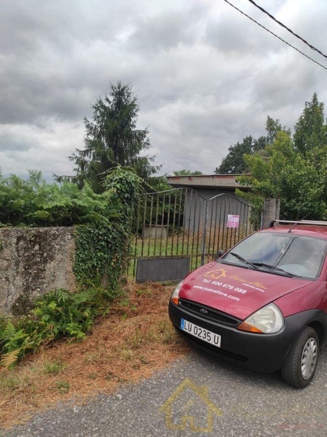 Venta de terreno en Lugo
