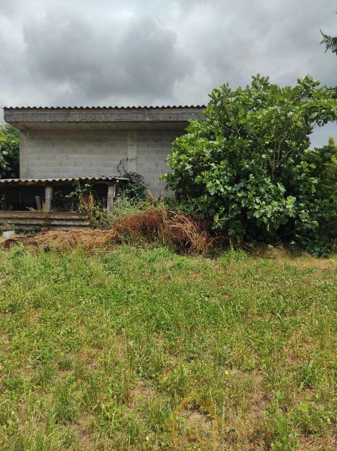 Venta de terreno en Lugo